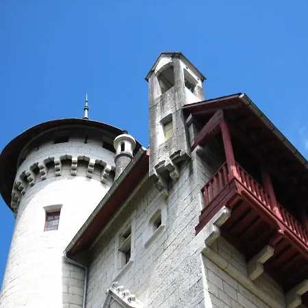 Renovated Castle With Swimming Pool Feriehus Serrières-en-Chautagne