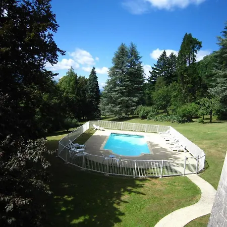 Renovated Castle With Swimming Pool Holiday home *