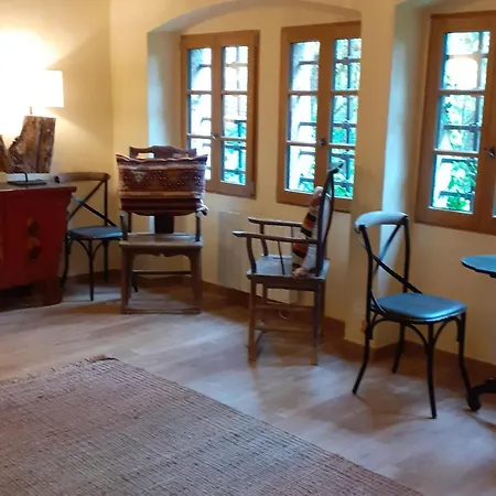 Holiday home Renovated Castle With Swimming Pool *