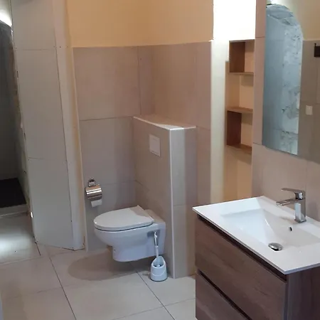 Renovated Castle With Swimming Pool Holiday home *