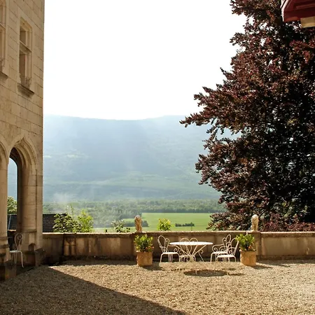 Renovated Castle With Swimming Pool Holiday home Serrieres-en-Chautagne