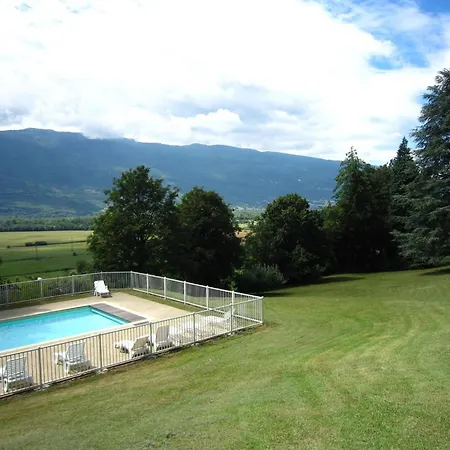 Renovated Castle With Swimming Pool Serrieres-en-Chautagne